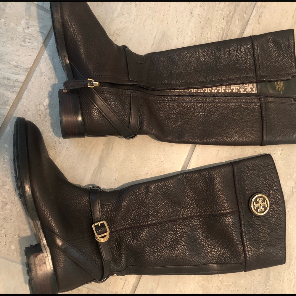 Tory Burch Leather boots - size 9